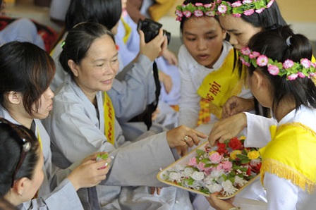 Hiểu đúng về Lễ Xá tội vong nhân và Lễ Vu Lan